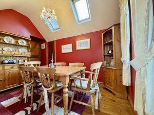 Dining Room- click for photo gallery